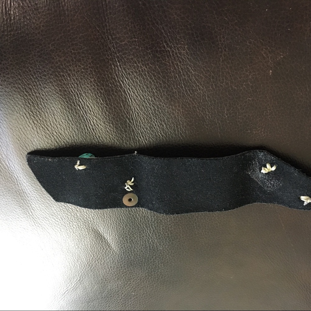 Black leather Turquoise cuff with w/ green accents - Picture 3 of 5
